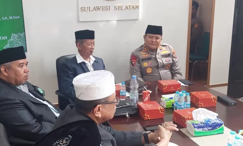 Bahas Isu-isu Terkini, Kapolda Sulsel Sambangi MUI