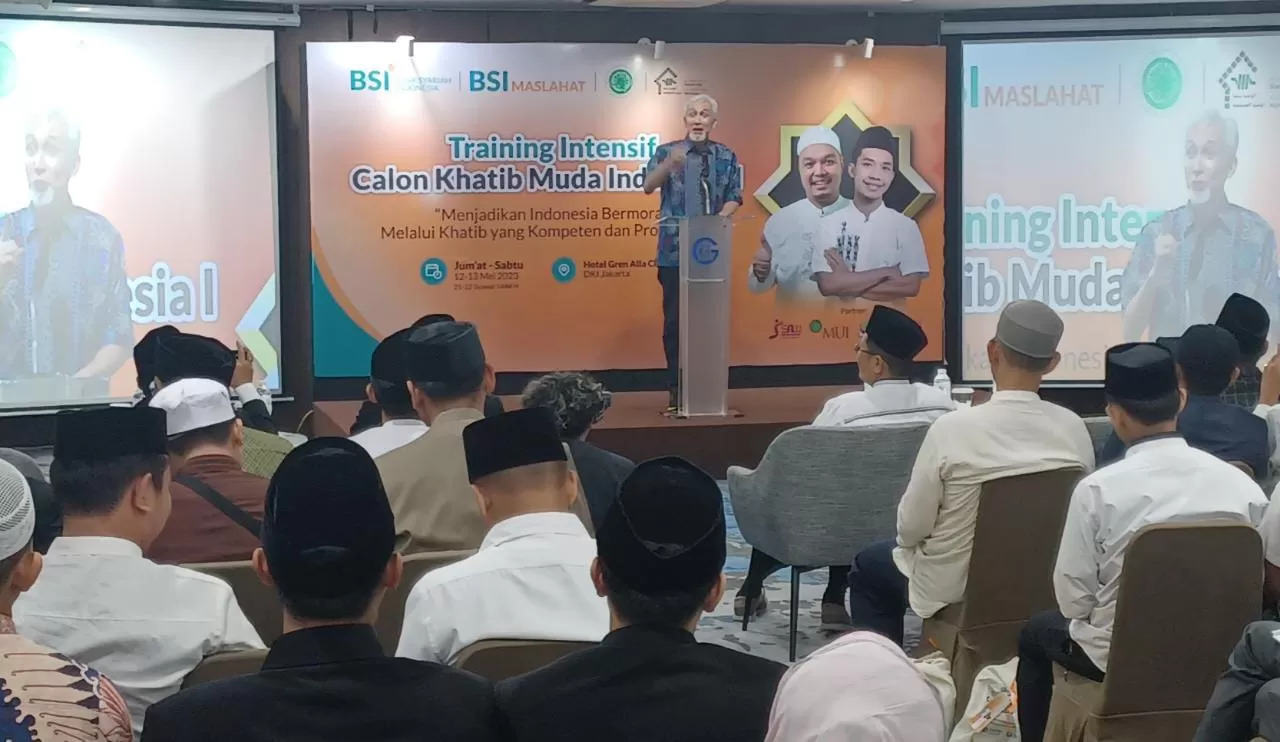 Komisaris Utama BSI Ajak Khatib Muda Berikan Materi Terkait Ekonomi Islam