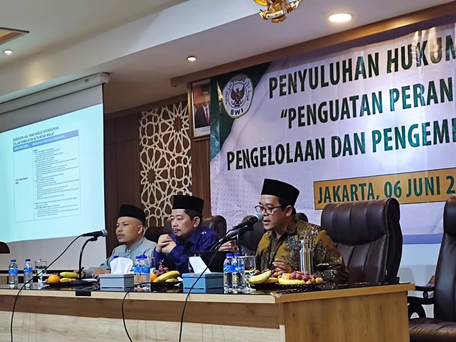 Komisioner BWI Ungkap Persoalan Wakaf Masjid dan Solusinya