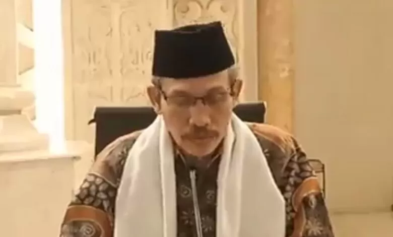 HIKMAH HALAQAH: Tujuh Golongan yang Dapat Naungan Allah di Hari Kiamat