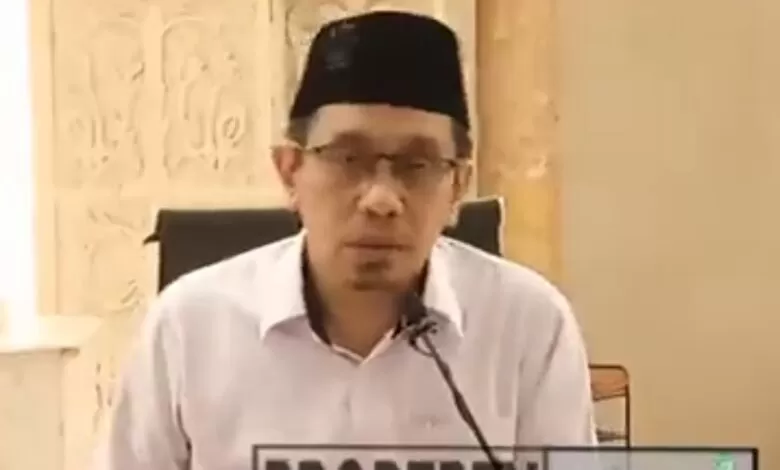 HIKMAH HALAQAH: Fadilah Menziarahi Makam Nabi