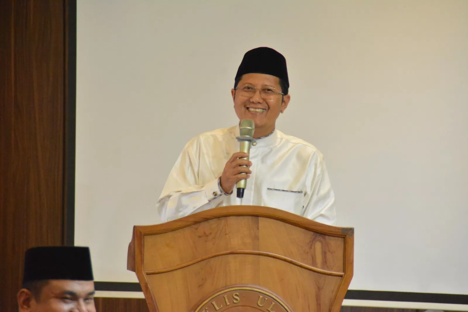 Kiai Cholil Nafis Ingatkan Tokoh Ulama Tidak Kampanye Tokoh Politik Saat Berdakwah di Masjid