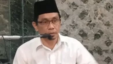 HIKMAH HALAQAH: Asal Usul Bacaan Salat Jumat