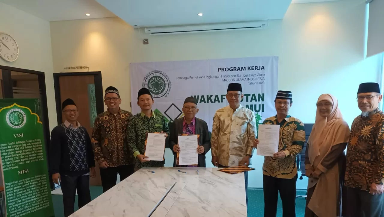 MUI Teken Kesepakatan Bersama Program Wakaf Hutan dengan AMSA