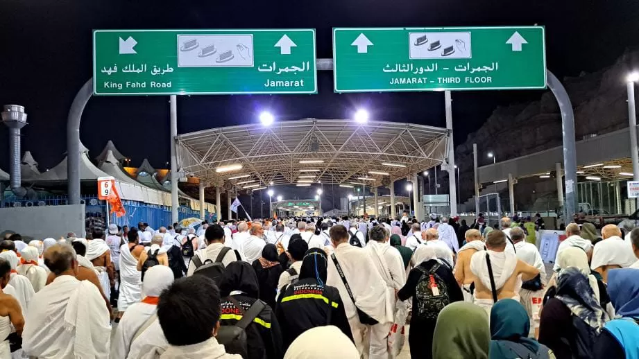 Wukuf dan Mabit di Muzdalifah Selesai, Jamaah Mabit di Mina dan Lontar Jumrah